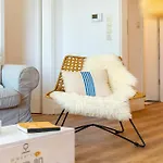 Of Un An Apartment *
