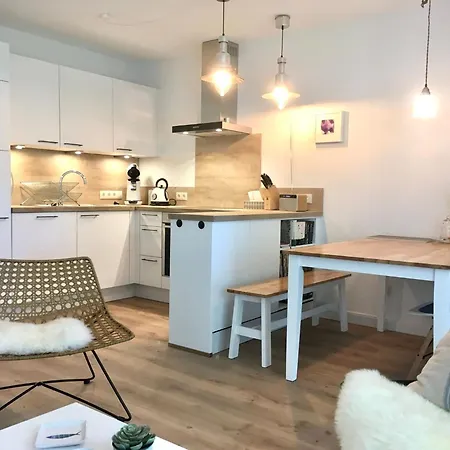 Apartment Of Un An, Erdgeschoss Fuer Vier Personen, Zentrale Und Ruhige Lage!