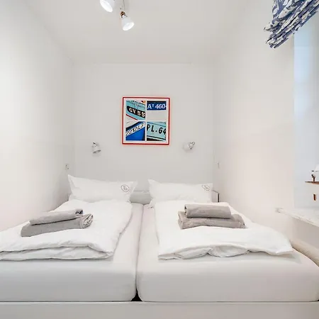 Of Un An Apartment